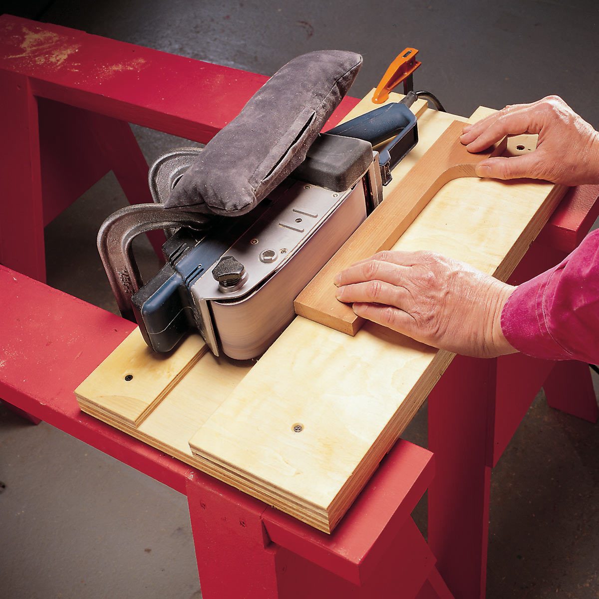 Low-tech edge sander