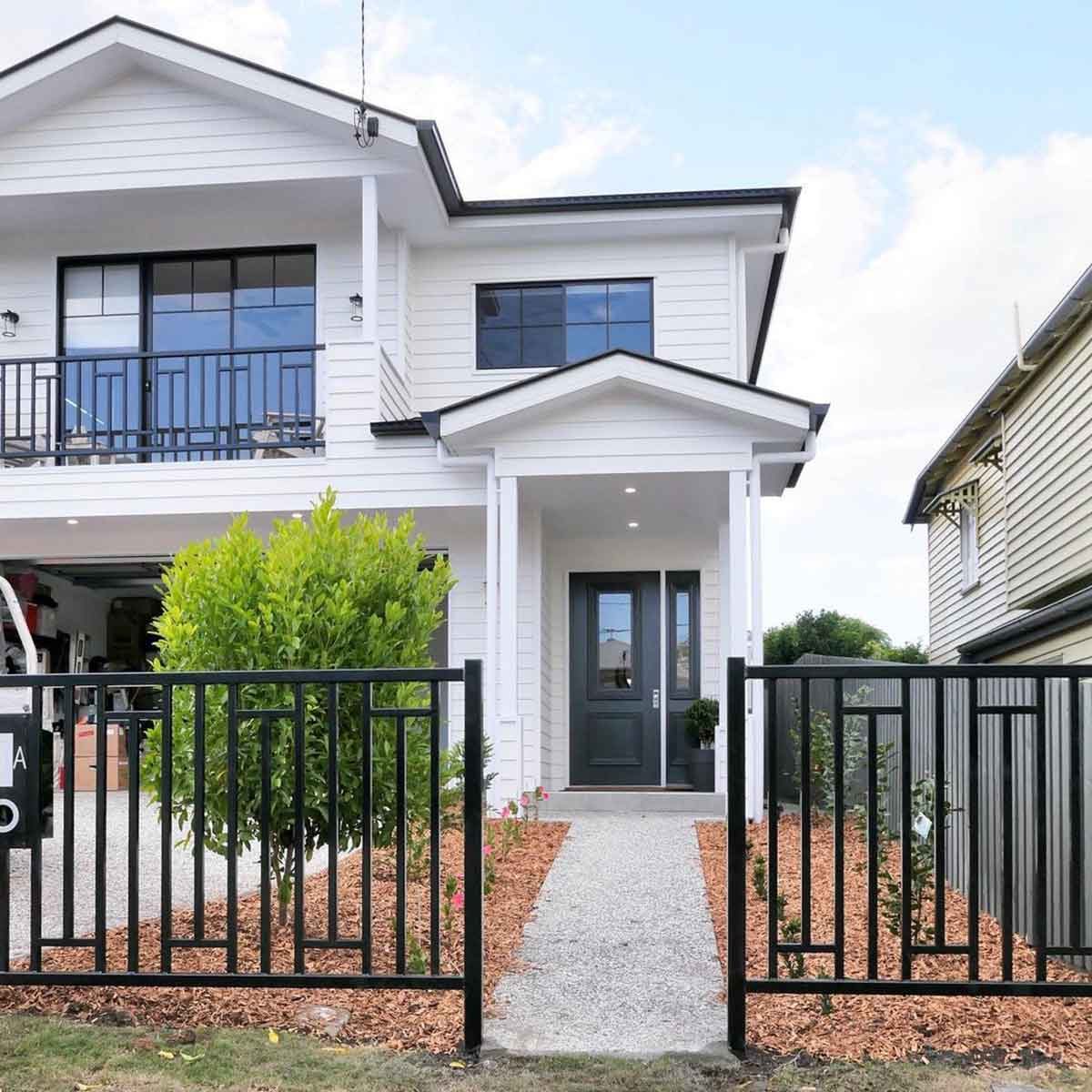 Aluminium front yard fence